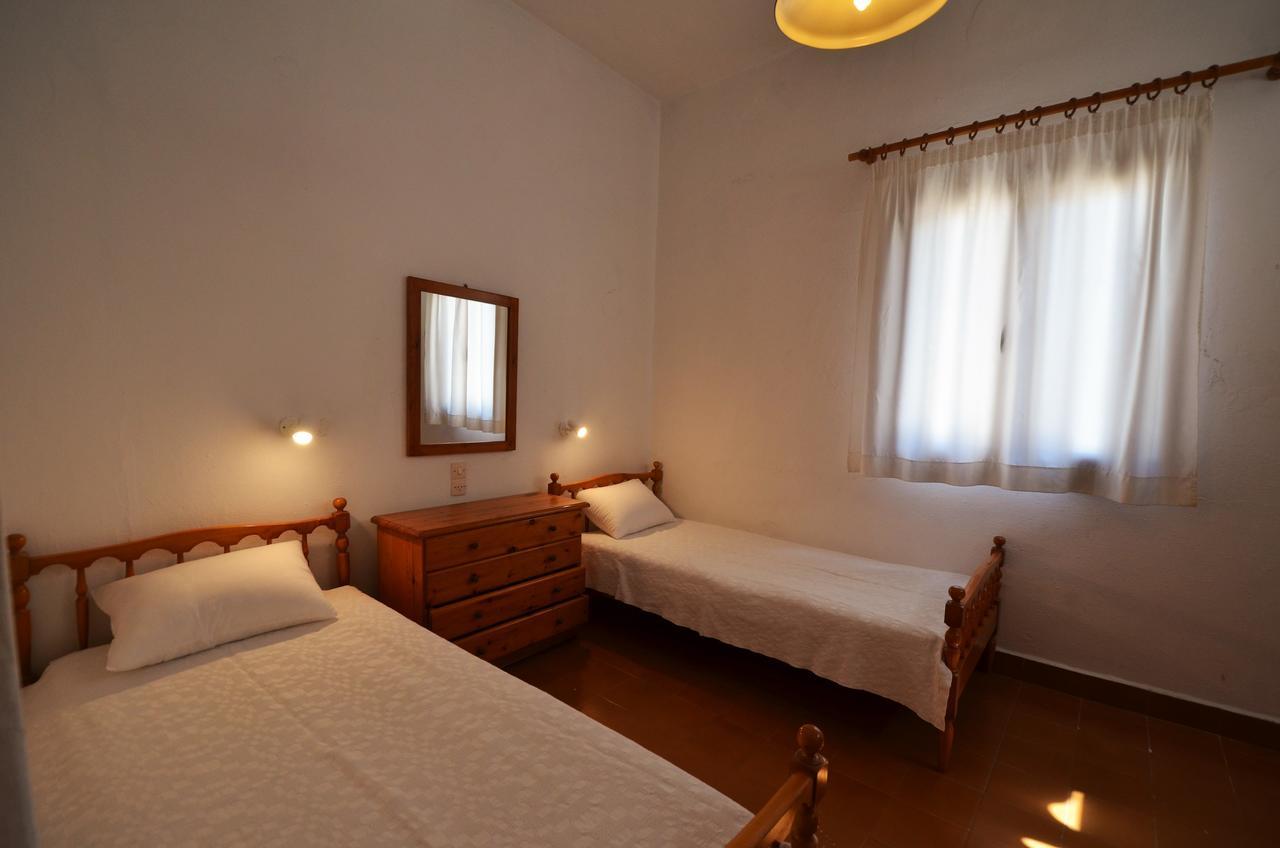 Madoupa Beach Apartments Орнос Экстерьер фото